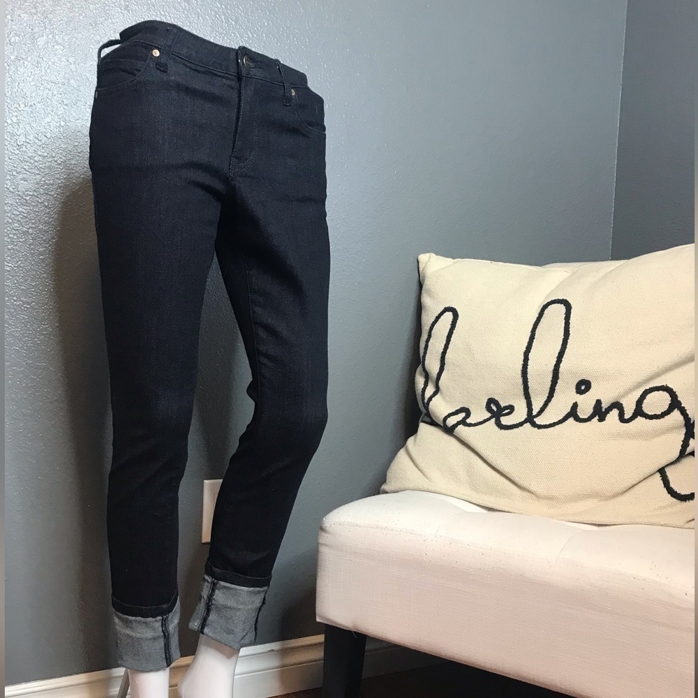 Kate Spade Broome Street dark wash capris size 24